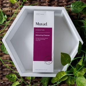 New Murad Refreshing Cleanser